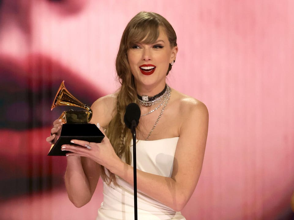 Taylor Swift’s Album Sales Explode, With Some Titles Doubling Week-Over-Week