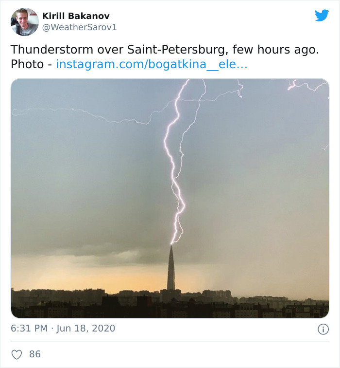 30 Of The Strangest Weather Occurrences In Russia Shared By This Twitter Account