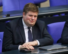 German MPs rubberstamp military service plan amid school pupil protests