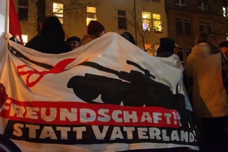 German MPs rubberstamp military service plan amid school pupil protests