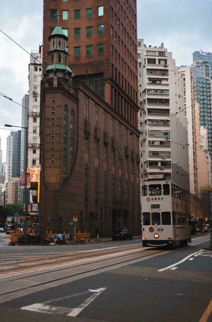 47 Photos That Trick Your Eyes So Well You Might Need A Second Or Third Look To Get Them