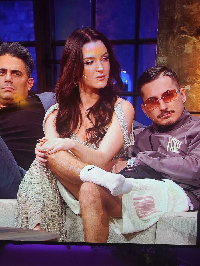 47 Photos That Trick Your Eyes So Well You Might Need A Second Or Third Look To Get Them