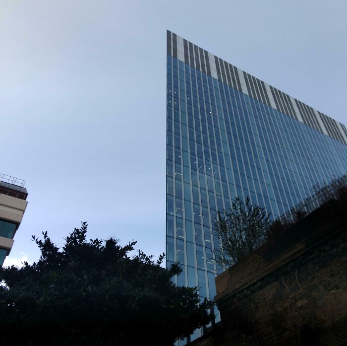 47 Photos That Trick Your Eyes So Well You Might Need A Second Or Third Look To Get Them