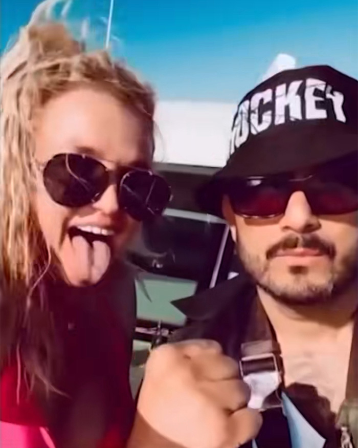 “It’s Just Sad”: Britney Spears’ Bikini Slip And Yacht Kiss With Mystery Man Leave Fans Worried