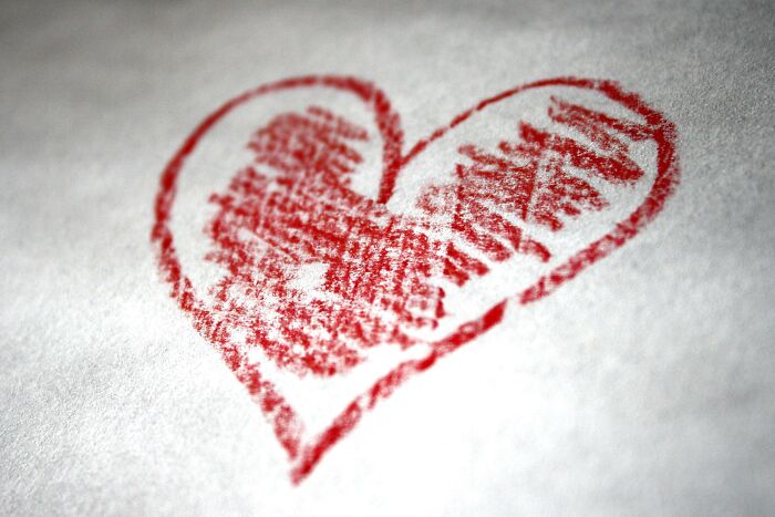 30 Parents Reveal What Secrets Their Kids Are Keeping From Them Without Knowing They’re Already Aware Of It