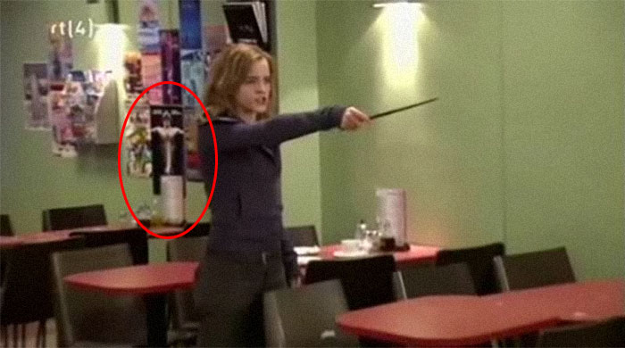 33 Brilliant Small Details That Were Hidden In The Harry Potter Movies