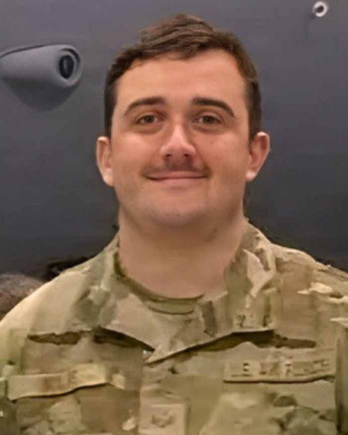 “Maybe She Knows Something We Don’t”: Melania’s Behavior At Tree Lighting Sparks Conspiracy Theories